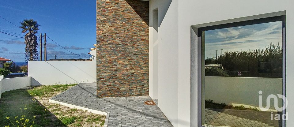 House T2 in A dos Cunhados e Maceira of 80 m²