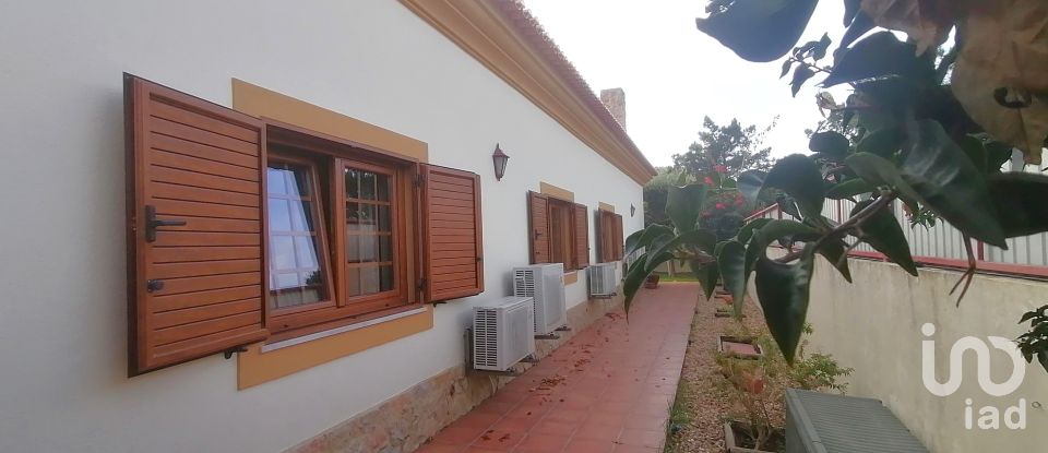 Maison T3 à Sesimbra (Castelo) de 177 m²