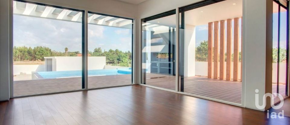 Maison T4 à Silveira de 242 m²