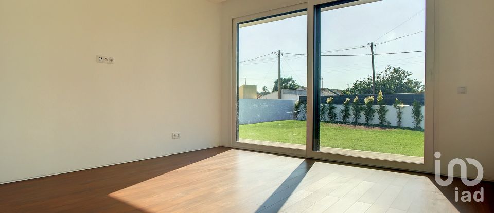 Maison T4 à Silveira de 242 m²