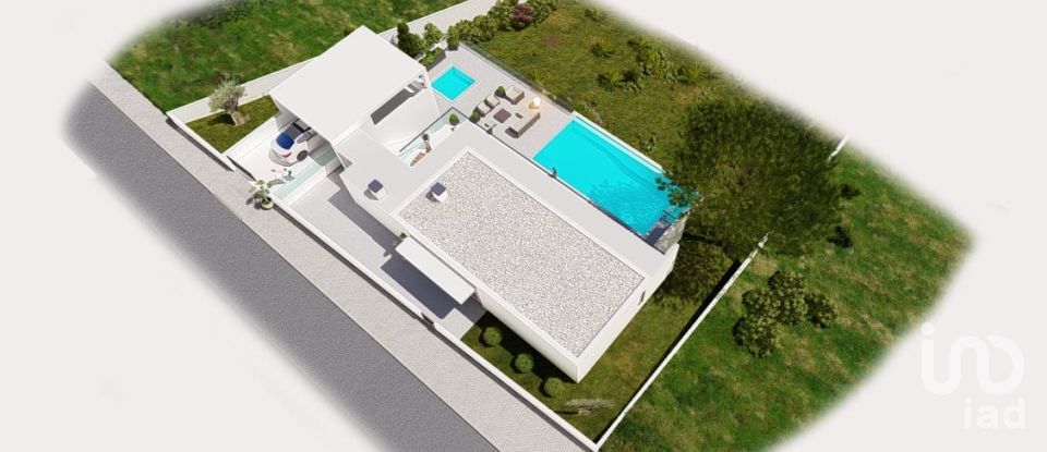 Casa / Villa T4 em Rio Maior de 263 m²