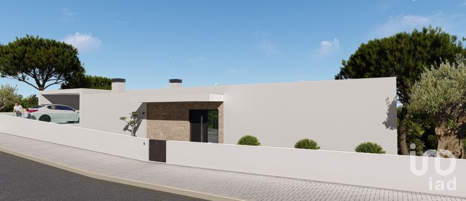 Casa / Villa T4 em Rio Maior de 263 m²