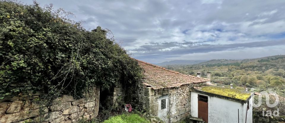 Village house T2 in Ferreirim e Macieira of 183 m²