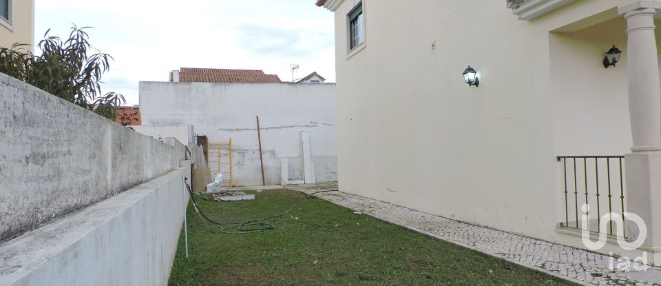 Casa / Villa T4 em Bombarral e Vale Covo de 231 m²