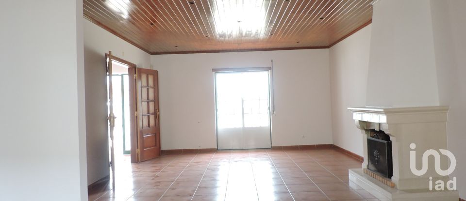 Casa / Villa T4 em Bombarral e Vale Covo de 231 m²