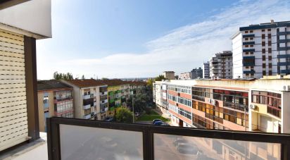 Apartamento T2 em Alto do Seixalinho, Santo André e Verderena de 76 m²