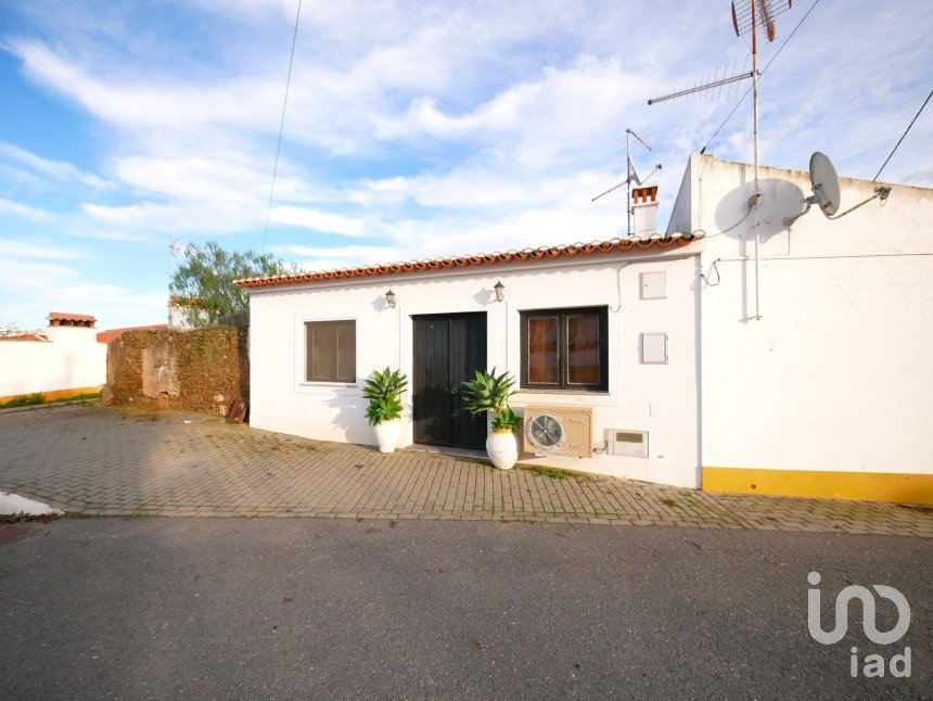 Casa de aldeia T2 em Mértola de 74 m²