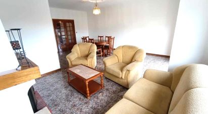 Apartment T3 in Vila e Roussas of 120 m²