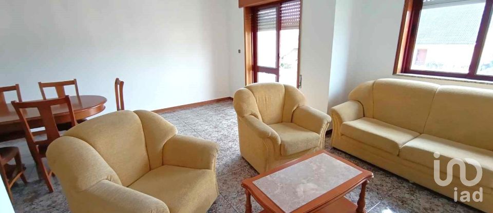 Apartamento T3 em Vila e Roussas de 120 m²