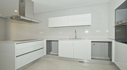 Casa / Villa T4 em Fernão Ferro de 175 m²