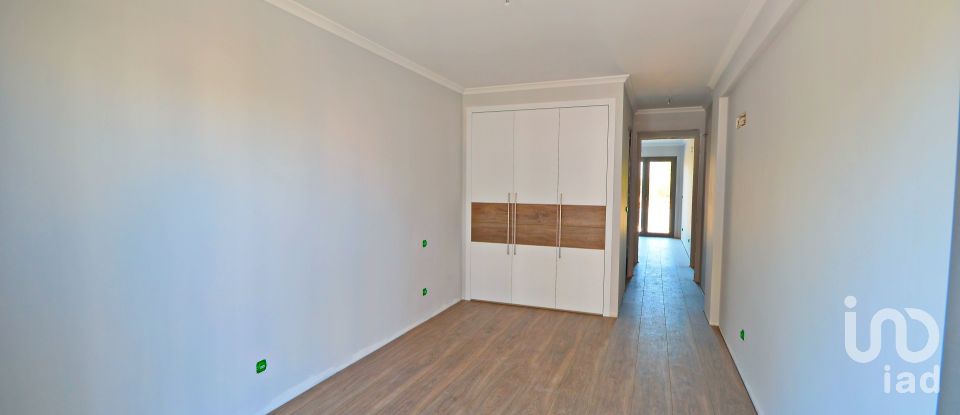 Apartamento T2 em Fernão Ferro de 94 m²