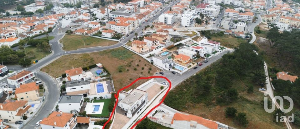 Casa T4 em Nazaré de 421 m²