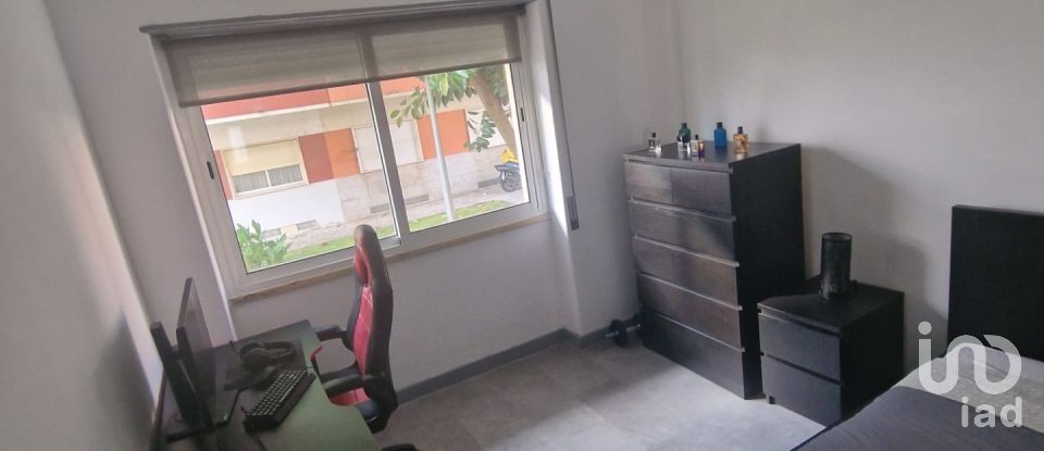 Apartamento T3 em Queluz e Belas de 76 m²