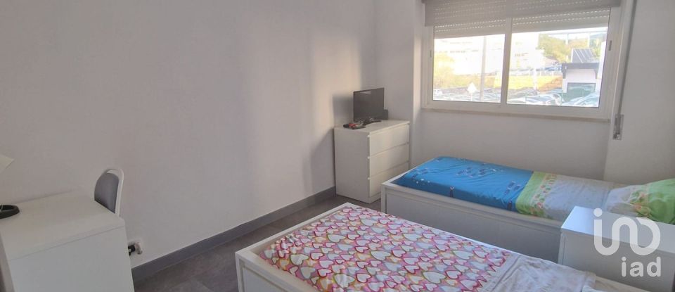 Apartamento T3 em Queluz e Belas de 76 m²