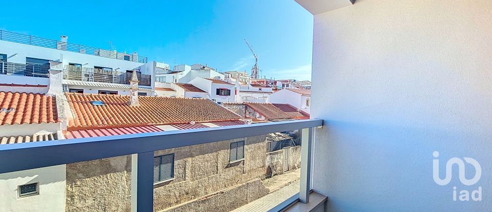 Apartamento T2 em Alcantarilha e Pêra de 65 m²