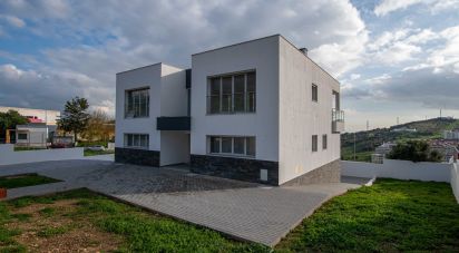 Casa / Villa T4 em Vila Franca de Xira de 498 m²