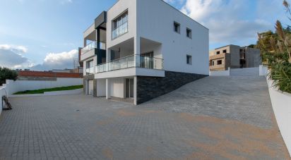 Maison T4 à Vila Franca de Xira de 498 m²