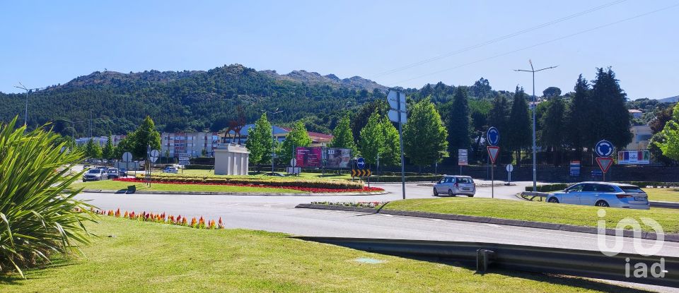 Terreno em Campos e Vila Meã de 1 220 m²