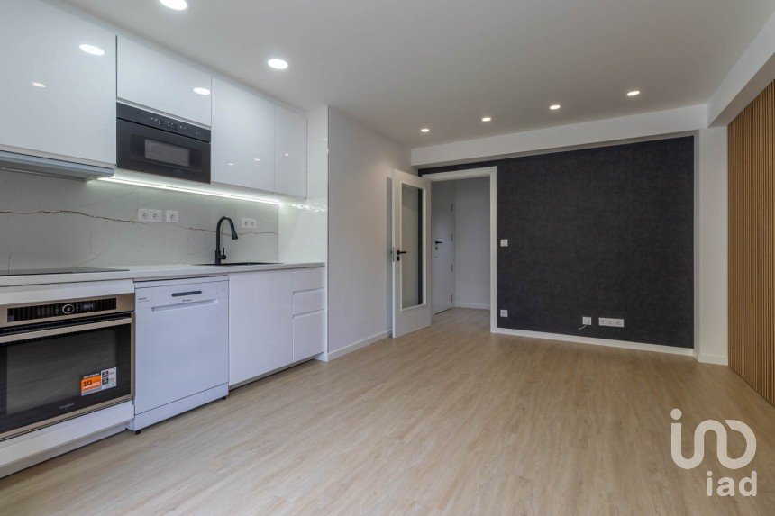 Apartamento T1 em Eiras E São Paulo De Frades de 55 m²