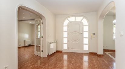 Traditional house T5 in Corroios of 287 m²