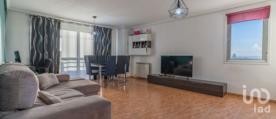 Apartment T3 in Alhos Vedros of 106 m²