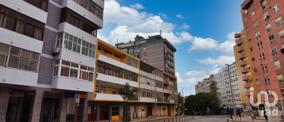 Apartment T2 in Alto do Seixalinho, Santo André e Verderena of 73 m²