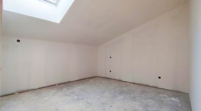 Apartamento T4 em Chafé de 80 m²