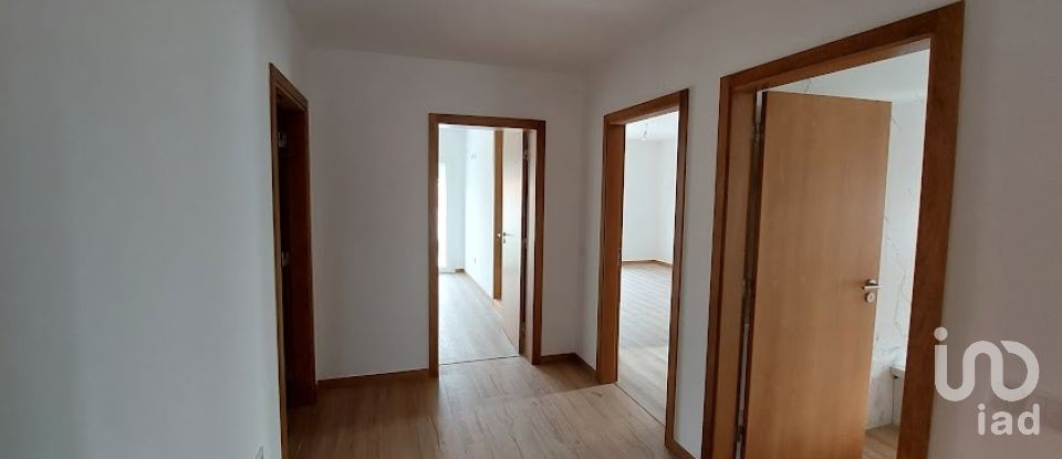 Apartamento T3 em Ourentã de 134 m²