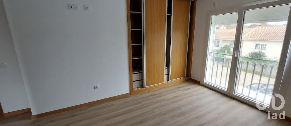 Apartamento T3 em Ourentã de 134 m²