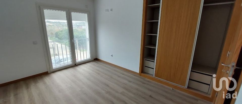 Apartamento T3 em Ourentã de 134 m²