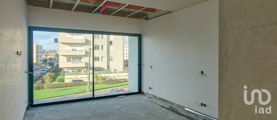 House T3 in Custóias, Leça do Balio e Guifões of 250 m²