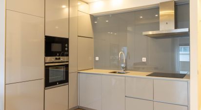 Apartamento T3 em Coimbra (Sé Nova, Santa Cruz, Almedina e São Bartolomeu) de 89 m²