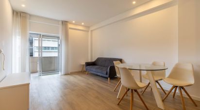 Apartamento T3 em Coimbra (Sé Nova, Santa Cruz, Almedina e São Bartolomeu) de 89 m²