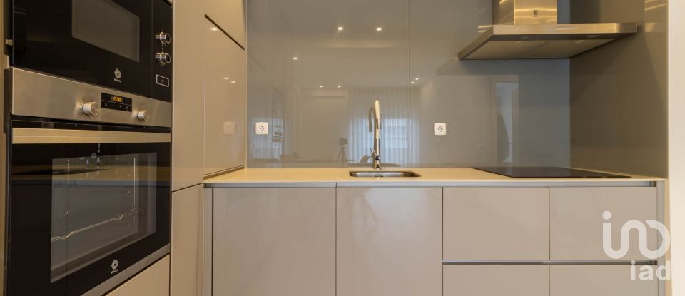 Apartamento T3 em Coimbra (Sé Nova, Santa Cruz, Almedina e São Bartolomeu) de 89 m²