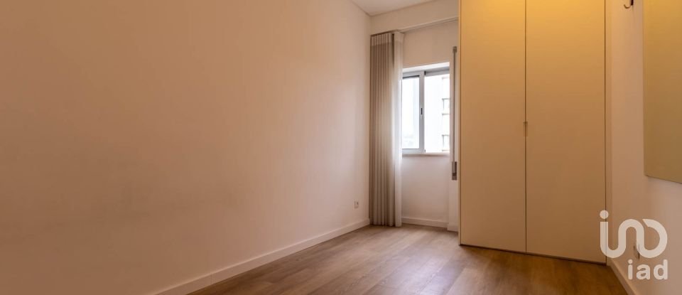 Apartamento T3 em Coimbra (Sé Nova, Santa Cruz, Almedina e São Bartolomeu) de 89 m²