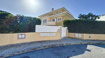 Apartment T3 in Cascais e Estoril of 179 m²