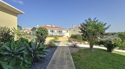 Apartment T3 in Cascais e Estoril of 179 m²