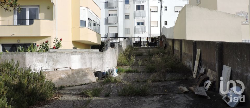 Terreno para construção em Carcavelos e Parede de 704 m²