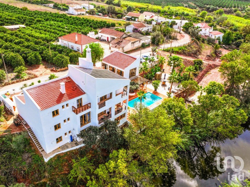 Maison T8 à Silves de 450 m²