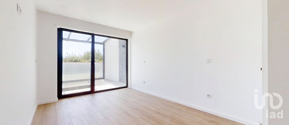 Maison T4 à Vila de Prado de 380 m²