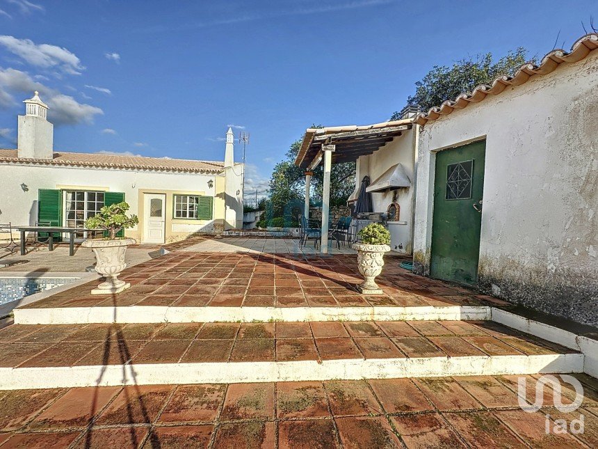 House T5 in Luz de Tavira e Santo Estêvão of 126 m²