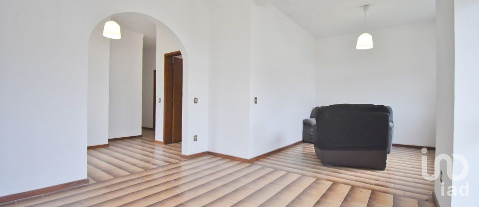 Casa / Villa T3 em Miranda do Corvo de 224 m²