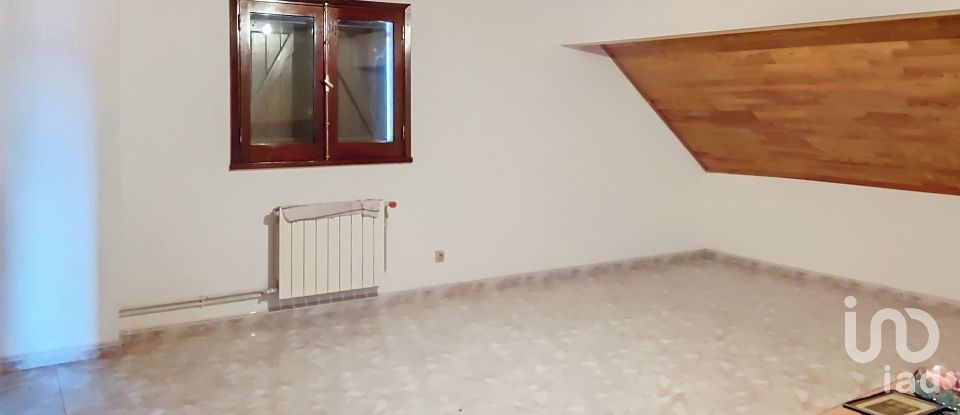 Maison T3 à Seiça de 198 m²