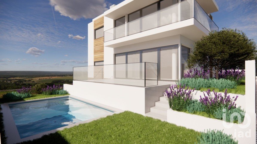 Casa / Villa T3 em Alcácer do Sal (Santa Maria do Castelo e Santiago) e Santa Susana de 133 m²