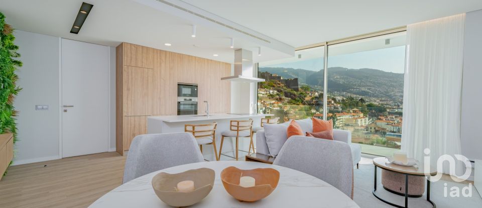 Apartamento T1 em Funchal (Sé) de 69 m²