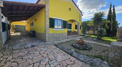 Casa / Villa T5 em Azeitão (São Lourenço e São Simão) de 157 m²