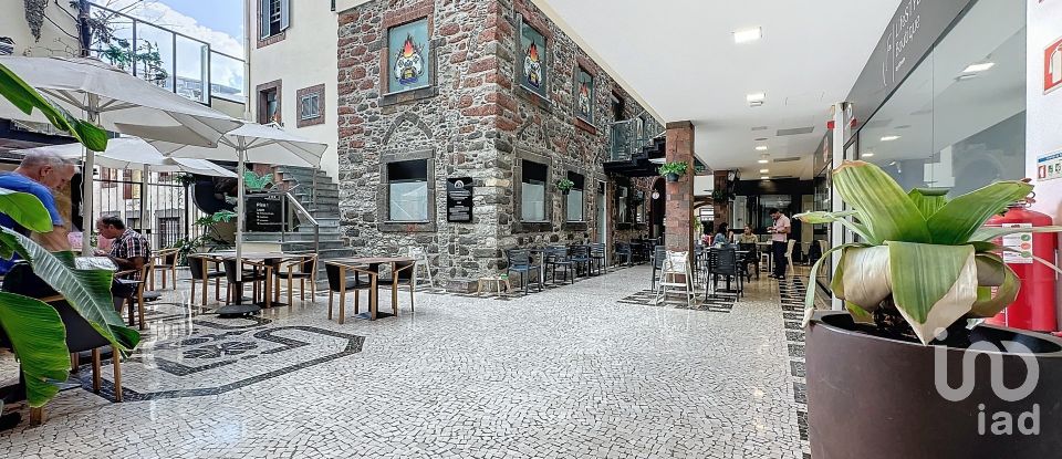 Loja / Estabelecimento Comercial em Funchal (Sé) de 52 m²