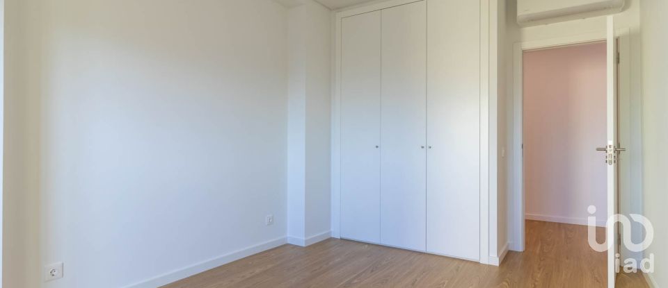 Apartamento T3 em Santo António dos Olivais de 128 m²