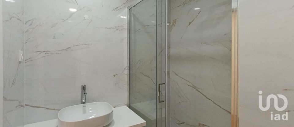 Apartamento T4 em Santo António dos Olivais de 101 m²