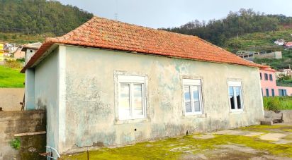 Traditional house T2 in Campanário of 197 m²